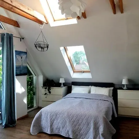 Liliomfa Apartman Zanka Apartament *
