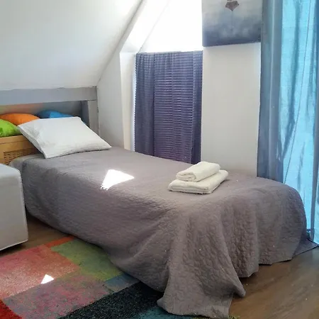Apartment Liliomfa Apartman Zanka